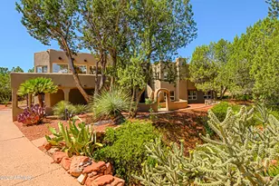 385 Foothills S Dr, Sedona, AZ 86336 - Photo 1