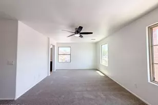 7730 W Giles Rd, Phoenix, AZ 85035 - Photo 8
