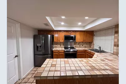 16640 N 29th Drive, Phoenix, AZ 85053 - Photo 12