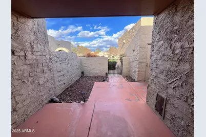 16640 N 29th Drive, Phoenix, AZ 85053 - Photo 4