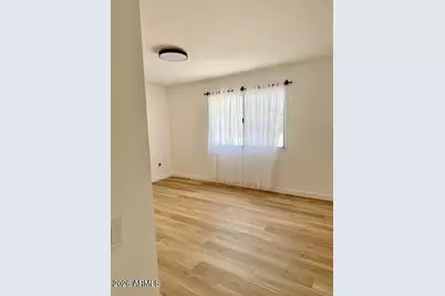 9726 W Terrace Lane, Sun City, AZ 85373 - Photo 10