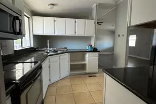 9431 E Coralbell Ave, Mesa, AZ 85208 - Photo 6