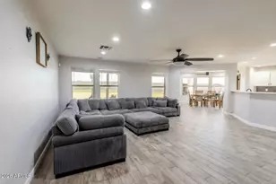 3145 S 82nd Cir, Mesa, AZ 85212 - Photo 6