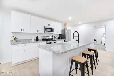 1821 W Hadley Street, Phoenix, AZ 85007 - Photo 2