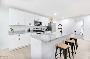 1821 W Hadley St, Phoenix, AZ 85007 - Photo 2
