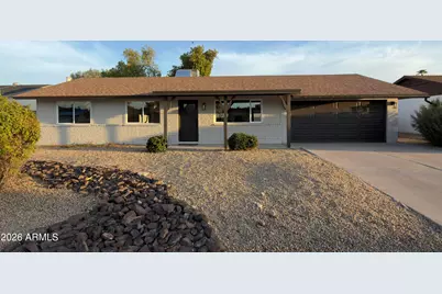 2833 E Sierra Street, Phoenix, AZ 85028 - Photo 2
