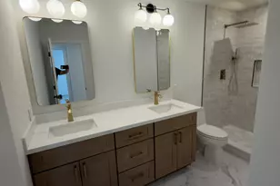 2833 E Sierra St, Phoenix, AZ 85028 - Photo 10