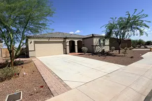 2724 N Mulberry Pl, Casa Grande, AZ 85122 - Photo 2