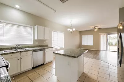 6419 W Whyman Avenue, Phoenix, AZ 85043 - Photo 8