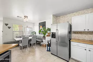 2370 E Peach Tree Dr, Chandler, AZ 85249 - Photo 8