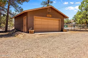 2191 Gingerbread Ln, Overgaard, AZ 85933 - Photo 16