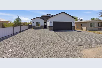 647 W Dewey Avenue, Coolidge, AZ 85128 - Photo 1