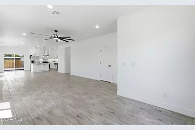 647 W Dewey Avenue, Coolidge, AZ 85128 - Photo 4