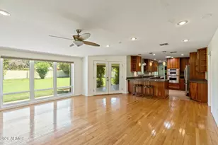 1322 W Frier Dr, Phoenix, AZ 85021 - Photo 12