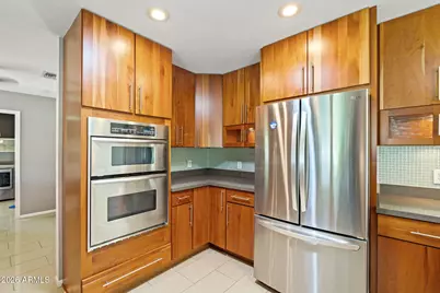 1322 W Frier Drive, Phoenix, AZ 85021 - Photo 16