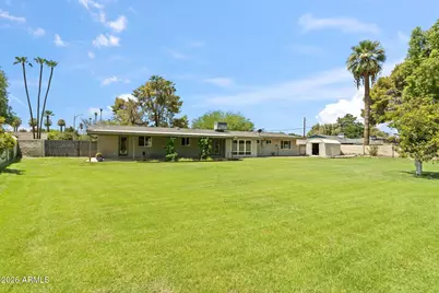 1322 W Frier Drive, Phoenix, AZ 85021 - Photo 32
