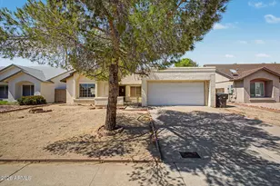818 W Oraibi Dr, Phoenix, AZ 85027 - Photo 1