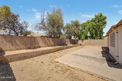 818 W Oraibi Drive, Phoenix, AZ 85027 - Photo 24