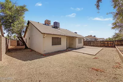 818 W Oraibi Drive, Phoenix, AZ 85027 - Photo 22