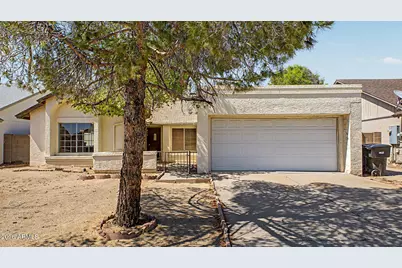 818 W Oraibi Drive, Phoenix, AZ 85027 - Photo 2
