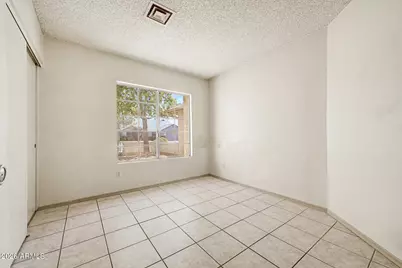 818 W Oraibi Drive, Phoenix, AZ 85027 - Photo 18