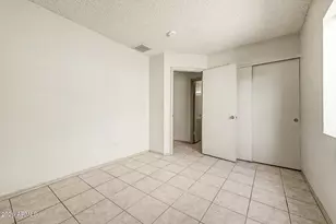 818 W Oraibi Dr, Phoenix, AZ 85027 - Photo 16