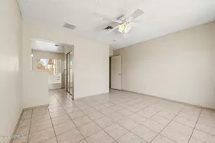 818 W Oraibi Dr, Phoenix, AZ 85027 - Photo 12