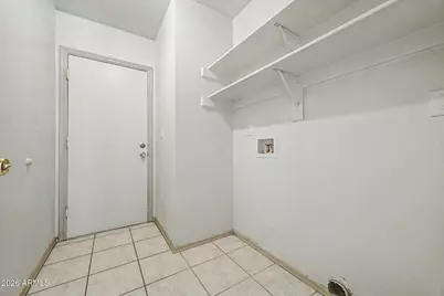 818 W Oraibi Drive, Phoenix, AZ 85027 - Photo 20