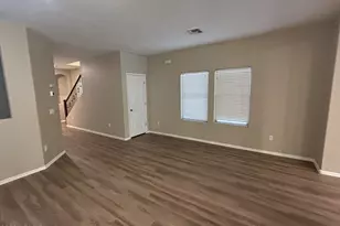 22194 S 211th St, Queen Creek, AZ 85142 - Photo 2