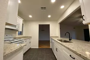1913 N Bullmoose Dr, Chandler, AZ 85224 - Photo 6