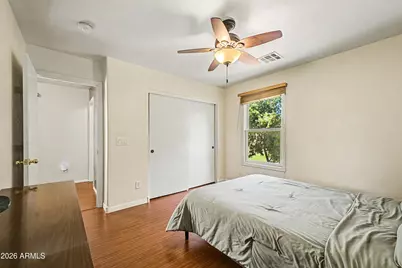2101 E Sunland Avenue, Phoenix, AZ 85040 - Photo 12
