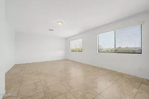 2031 E Parkside Ln, Phoenix, AZ 85024 - Photo 20