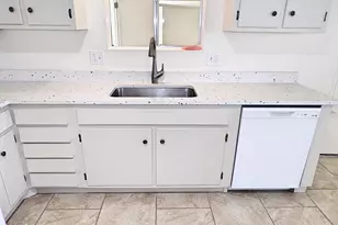 172 Andrea Dr, Sierra Vista, AZ 85635 - Photo 12