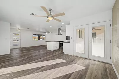 11010 W Sun City Boulevard, Sun City, AZ 85351 - Photo 8