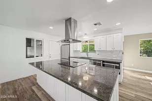 11010 W Sun City Blvd, Sun City, AZ 85351 - Photo 10