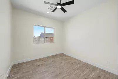 9540 W Kramer Lane, Arizona City, AZ 85123 - Photo 24