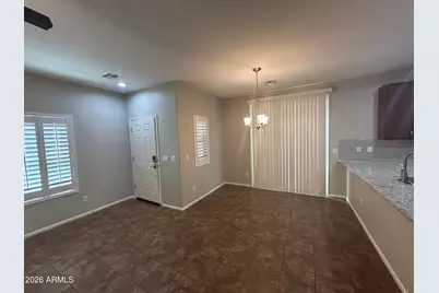 952 S Hawk Lane, Gilbert, AZ 85296 - Photo 2