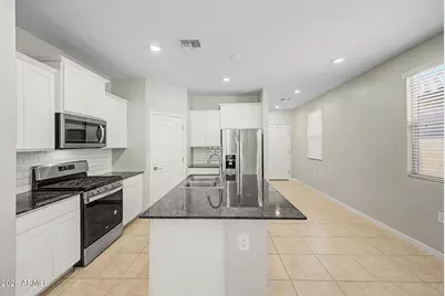 14155 W Georgia Drive, Surprise, AZ 85379 - Photo 10