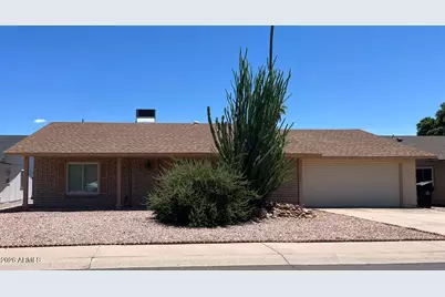 11233 S Tomah Street, Phoenix, AZ 85044 - Photo 1
