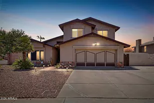 3933 W Saguaro Park Ln, Glendale, AZ 85310 - Photo 1