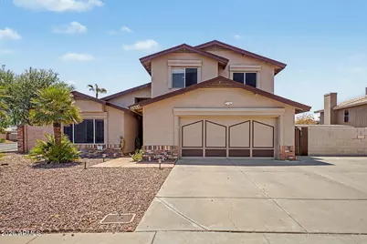 3933 W Saguaro Park Lane, Glendale, AZ 85310 - Photo 2