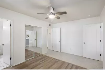5742 N 12th Place, Phoenix, AZ 85014 - Photo 12