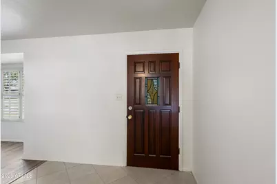 5742 N 12th Place, Phoenix, AZ 85014 - Photo 2