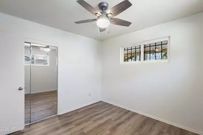 5742 N 12th Place, Phoenix, AZ 85014 - Photo 16