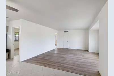 5742 N 12th Place, Phoenix, AZ 85014 - Photo 10