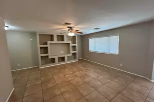447 W Corriente Ct, San Tan Valley, AZ 85143 - Photo 2