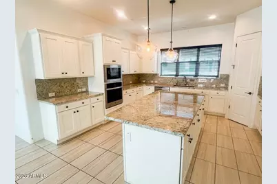 20726 W Colter Street, Buckeye, AZ 85396 - Photo 4