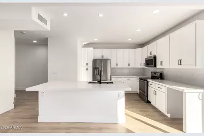 3034 N 39th Street #12, Phoenix, AZ 85018 - Photo 2
