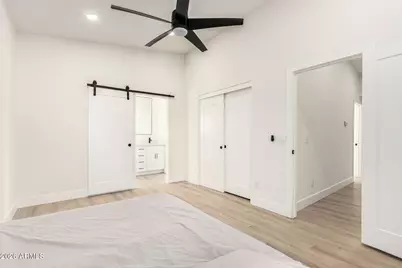 3034 N 39th Street #12, Phoenix, AZ 85018 - Photo 12