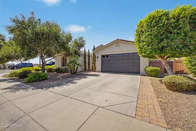 2769 E Rakestraw Lane, Gilbert, AZ 85298 - Photo 2